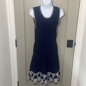 Shoshanna (M) navy and white sleeveless dress.